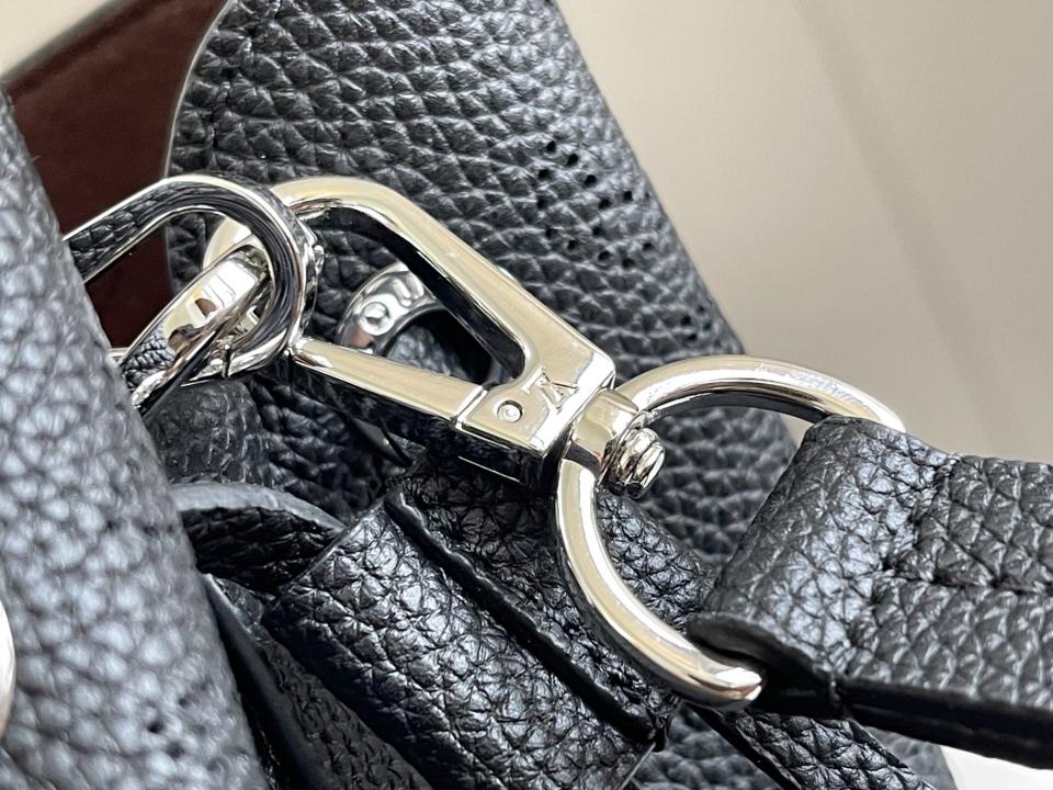 LV tote nera