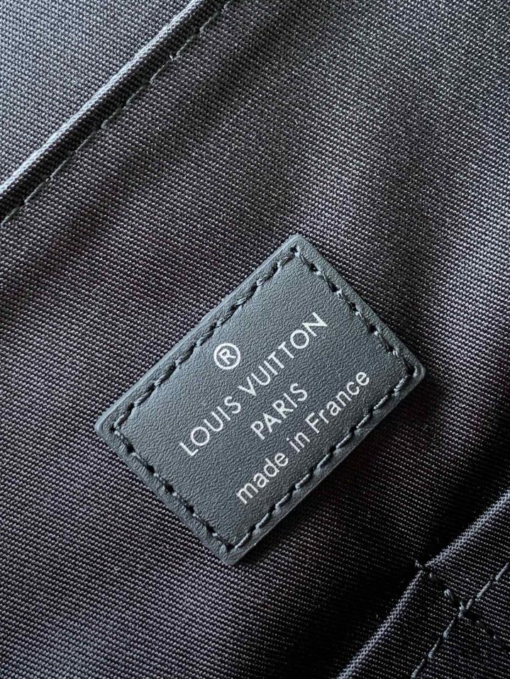 LV District unisex tracolla