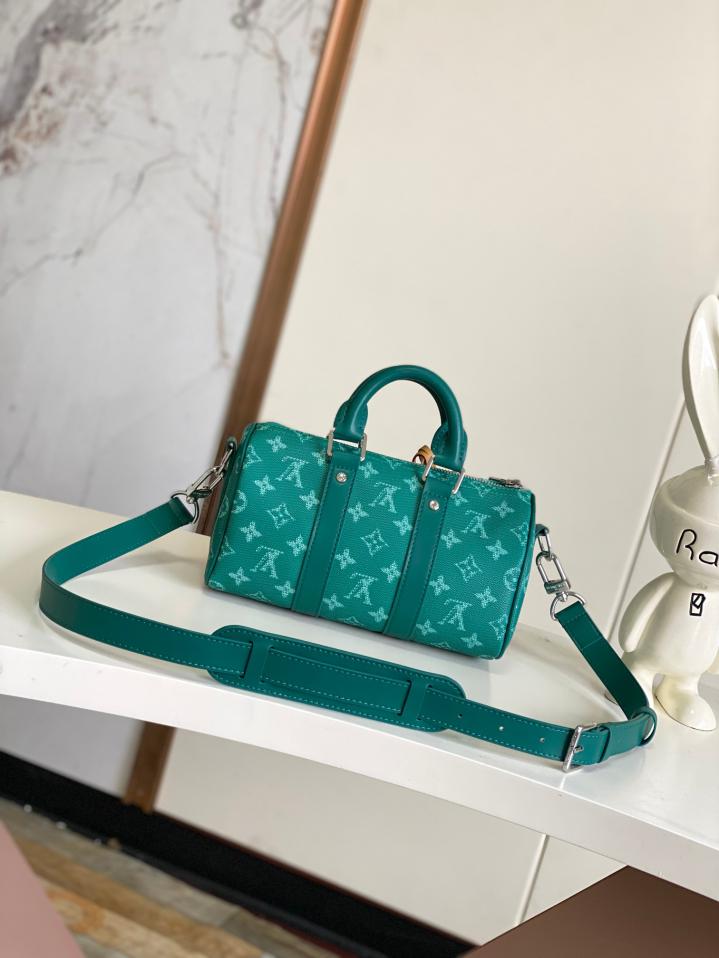 LV Bauletto special 25