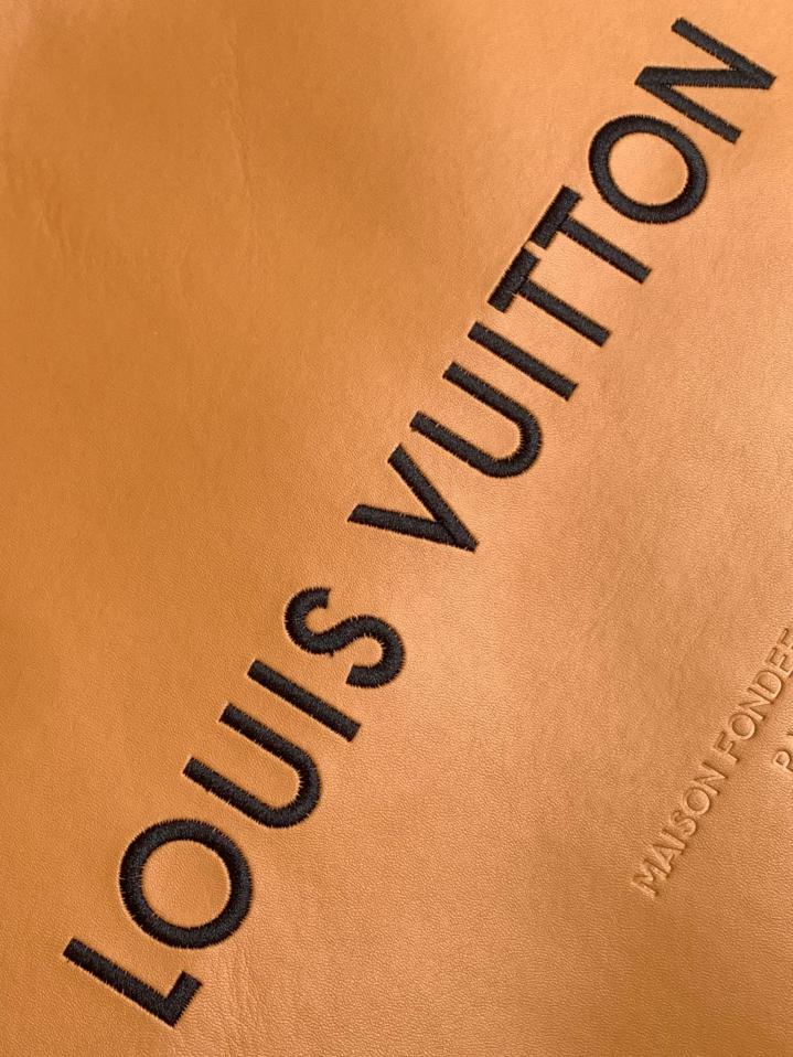 M24457 Borsa shopper media superiore LV