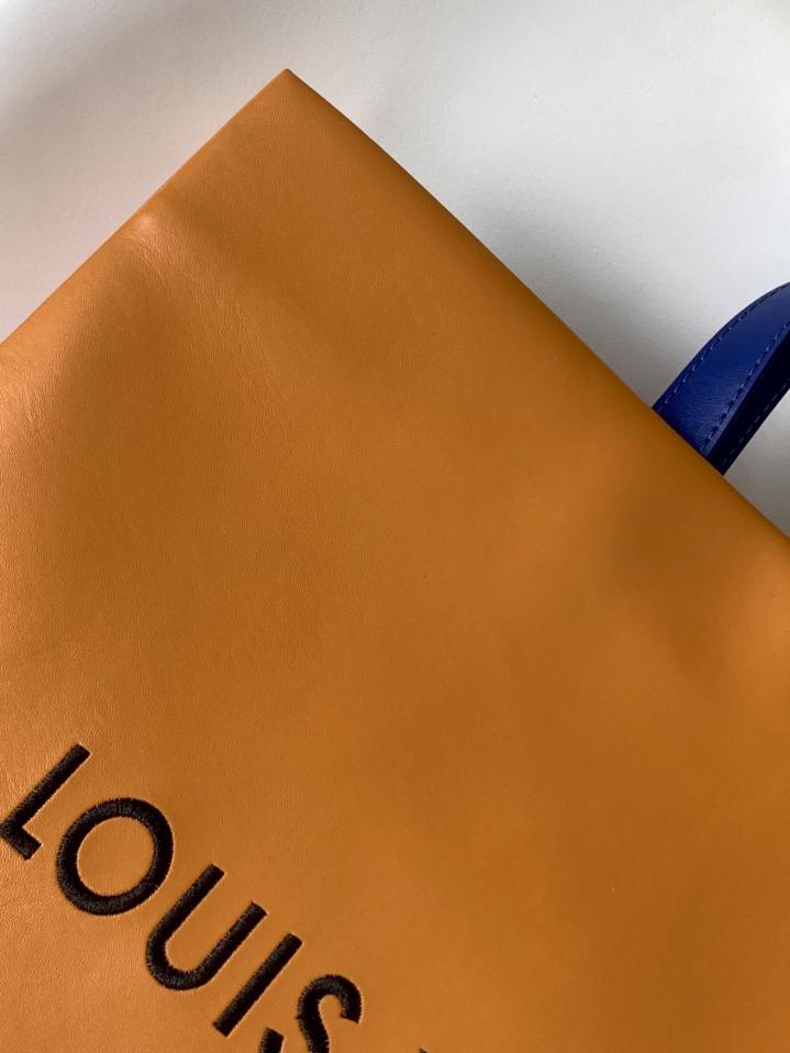 M24457 Borsa shopper media superiore LV