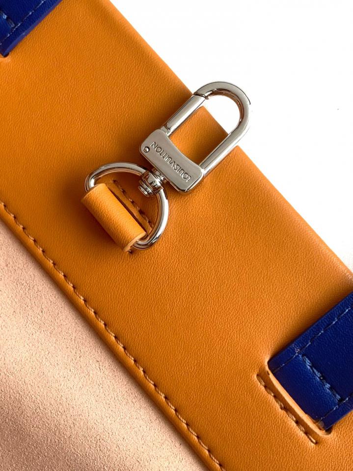 M24457 Borsa shopper media superiore LV