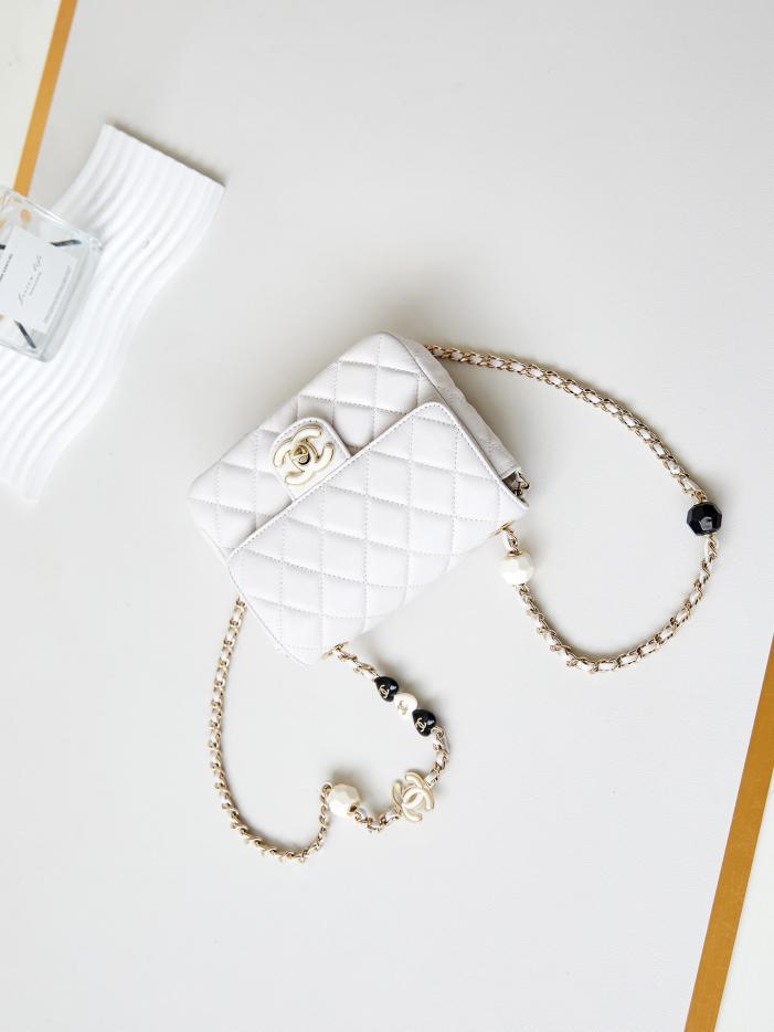 Chanel 23p fibbia smaltata serie love