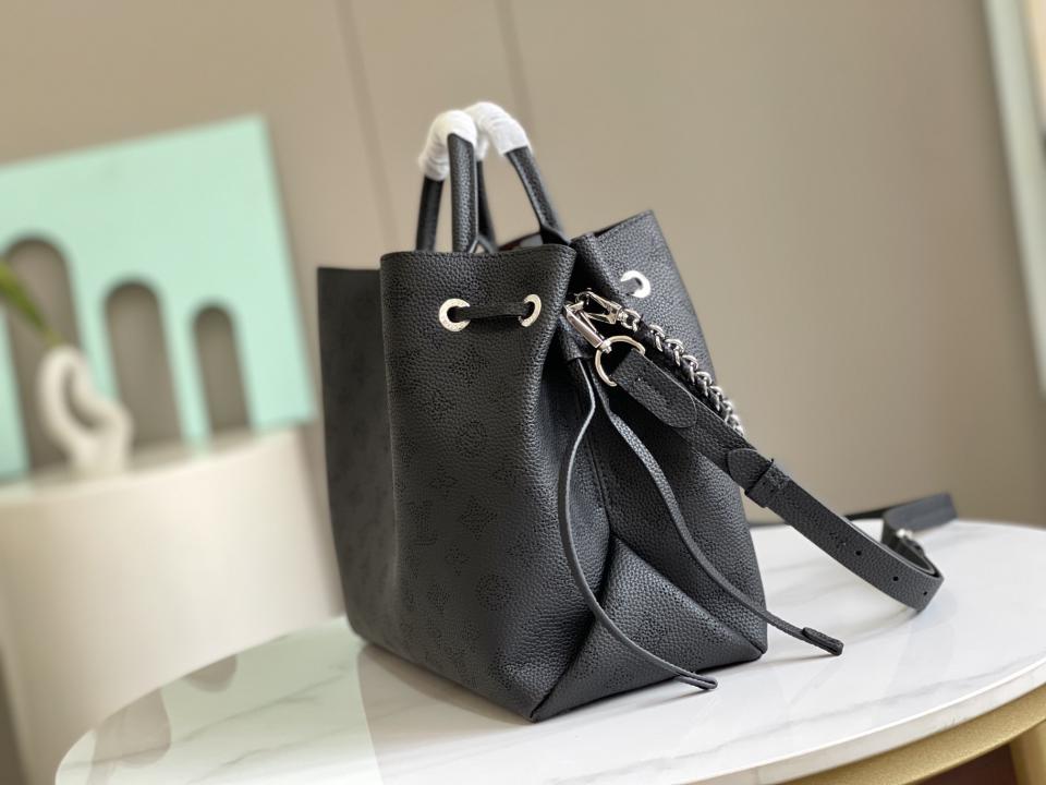 LV tote nera