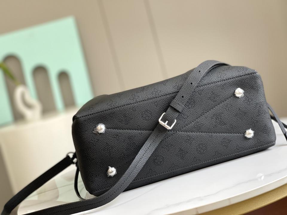 LV tote nera