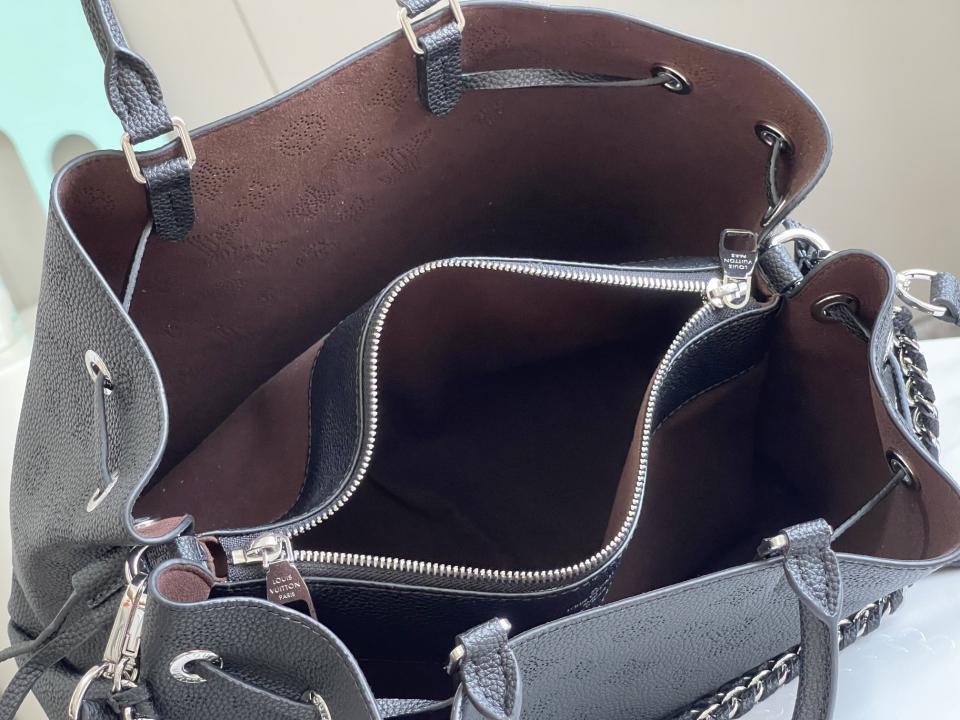 LV tote nera