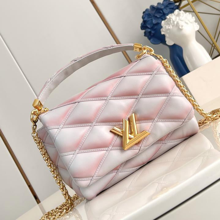 LV media Nicolas Ghesquière