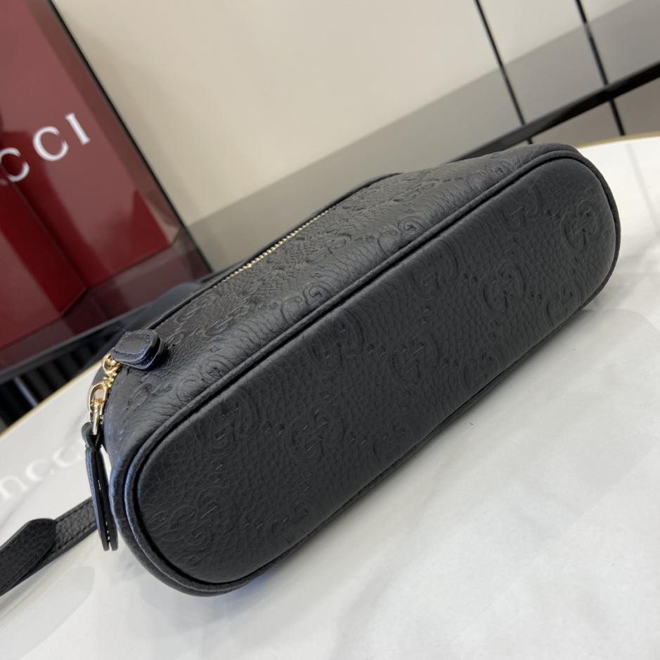 Borsa super mini serie GG Emblem