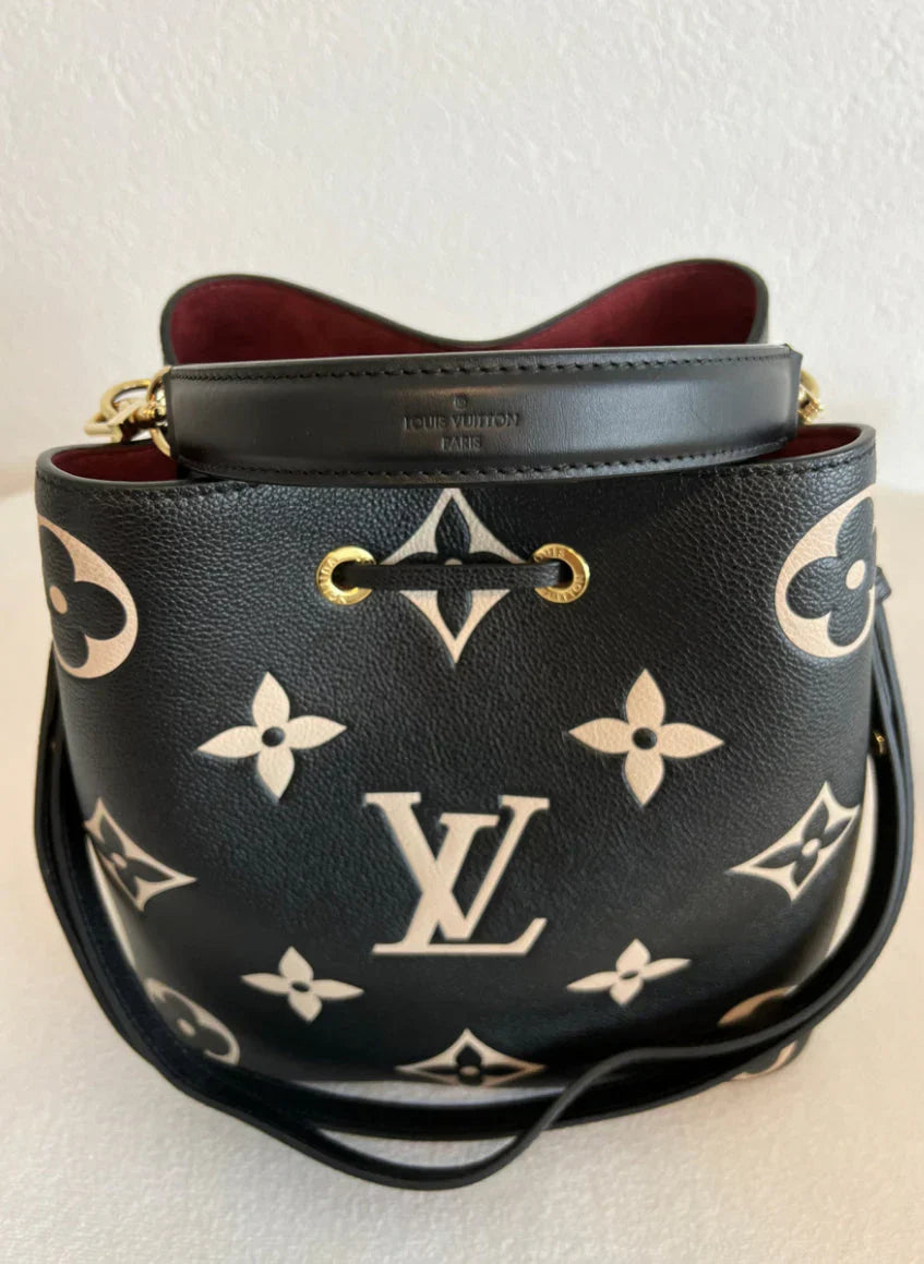LV NeòNoè MM in Pelle Monogram Giant - Nero