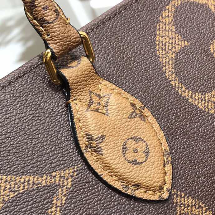 LV Onthego GM in Tela Monogram Giant