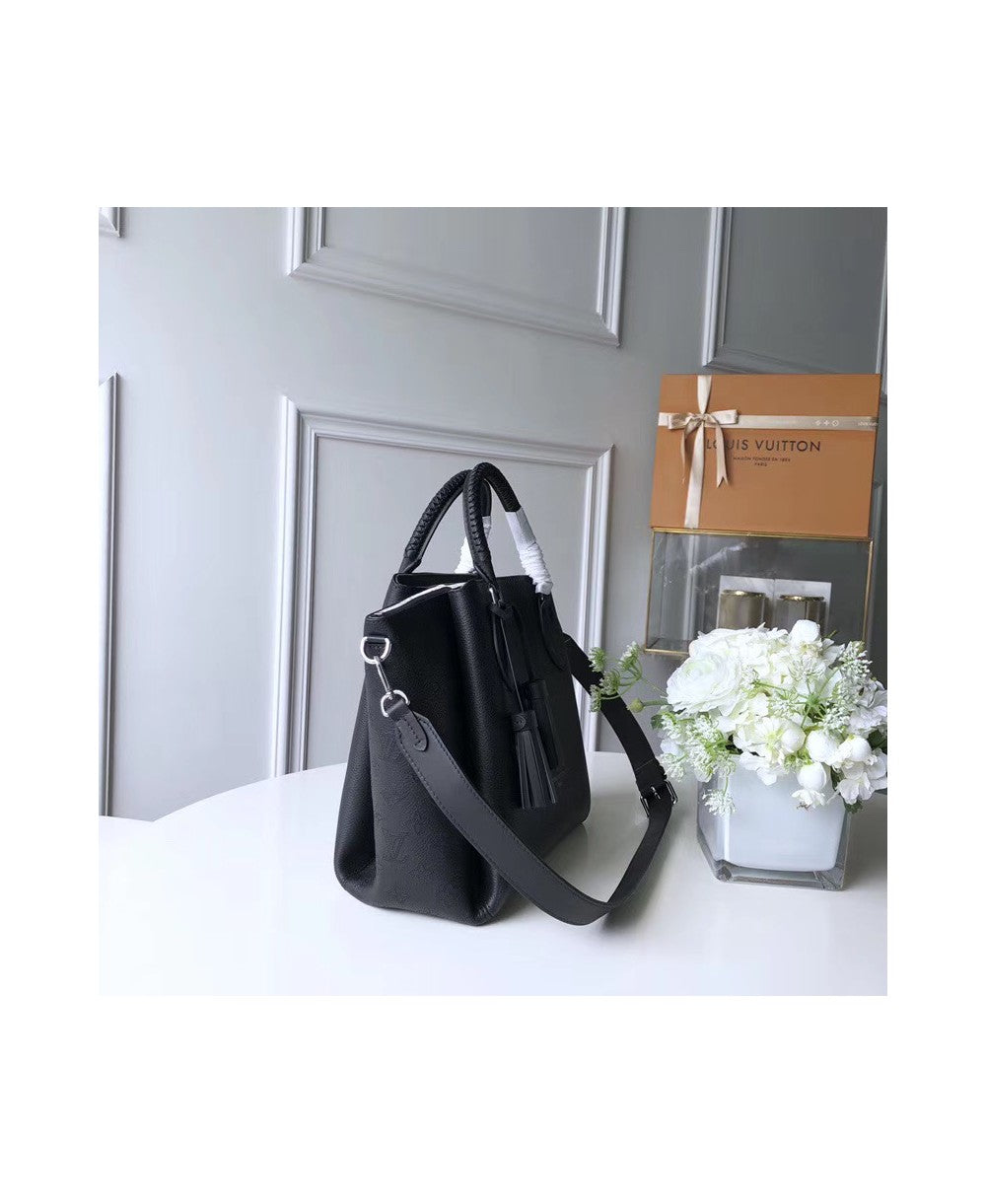 LV Haumea in Pelle Traforata Mahina - Nero
