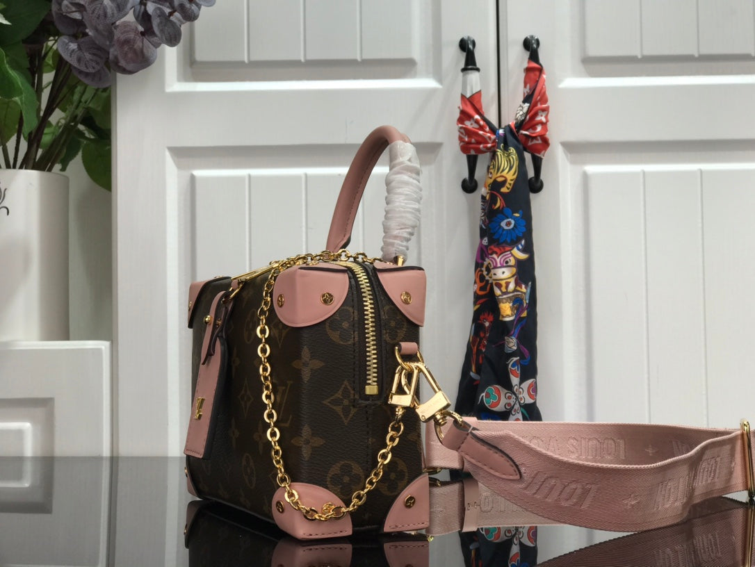 LV Petite Malle Souple