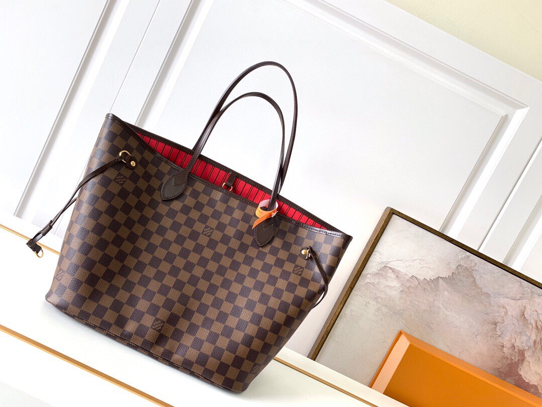LV Neverfull MM in Tela Monogram - Rosso Ciliegia