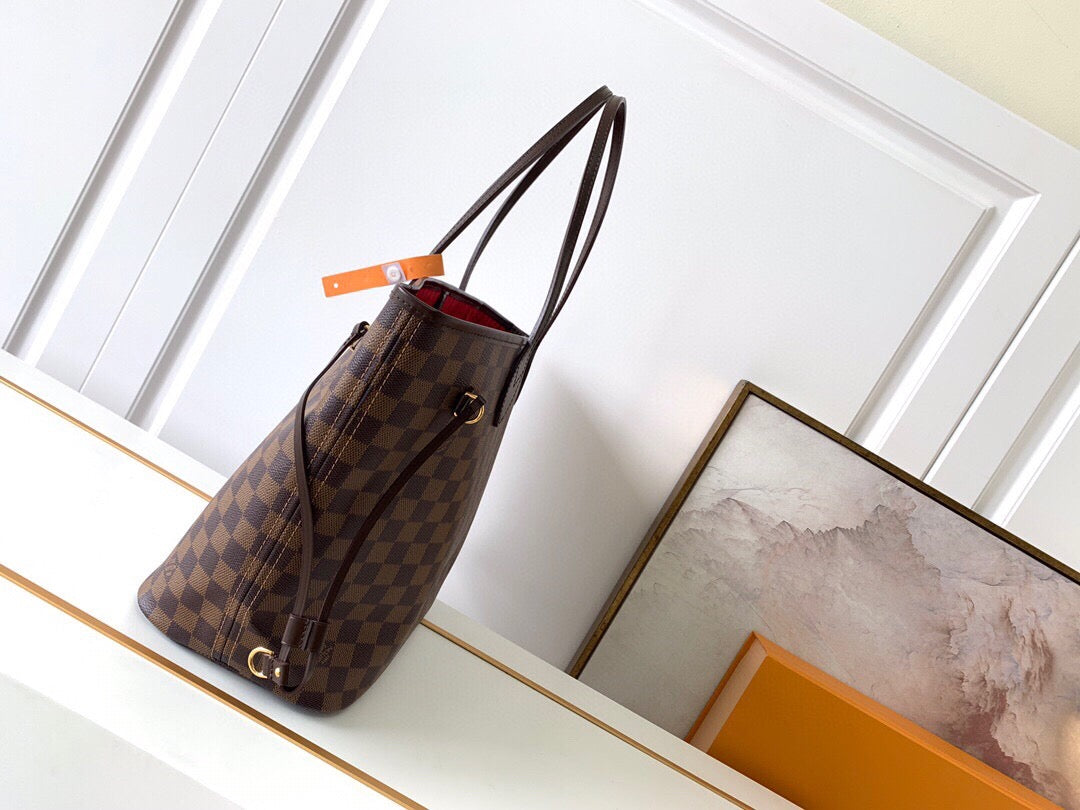 LV Neverfull MM in Tela Monogram - Rosso Ciliegia